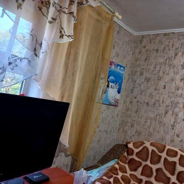 Продам будинок в селі з меблями