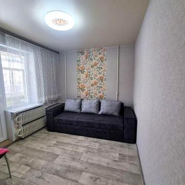 Продам чешку на Парусе ,косметический ремонт