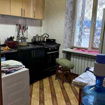 Продажа 2 комнатной квартиры на Александровском проспекте 136/8