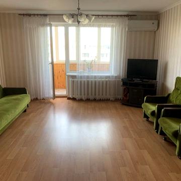 Сдам на довгострокова 2-ну квартиру Романа Шухевича 24