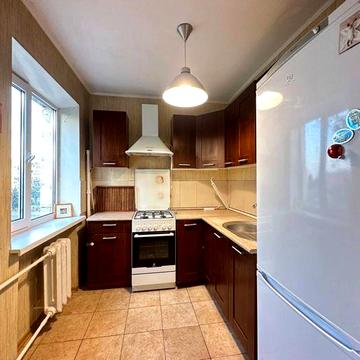 Продаж 3к 64.2 м2 Харківське шосе 4 Дарницька площа , метро Дарниця