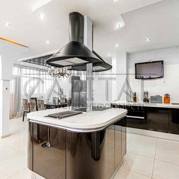 Продаж / Квартира / 178 м2 / Печерський район /вул. Мирного Панаса, 17