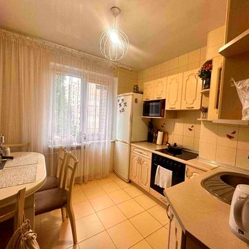 Продам 3 кімнатну квартиру на Семена Палія з ремонтом