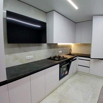 Продам 1 кімн.кв в Центрі, Євроремонт, Газ. автономне оплення. ЖК Рідний Дім