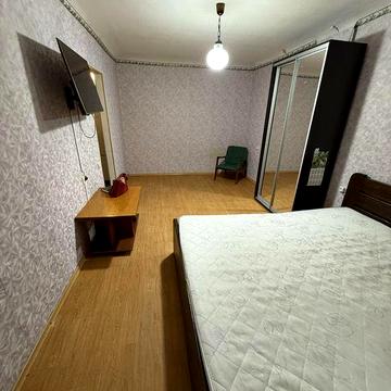 Продам 1 комнатную квартиру проспект Науки , 55