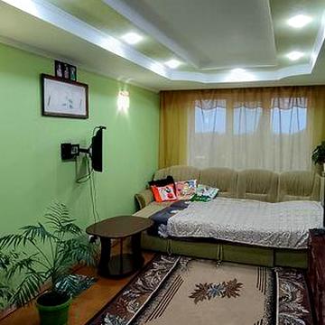 Продається трьохкімнатна квартира по вул. 30 Років Перемоги,10