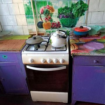 Продам малосімейку біля ринку