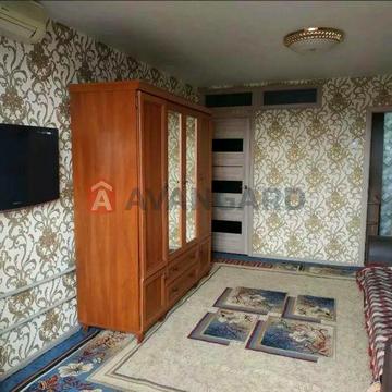 Продам 1 комнатную квартиру ж.м Красный Камень