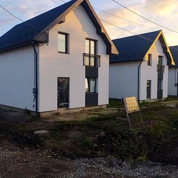 Новозбудовані будинки по ціні квартири