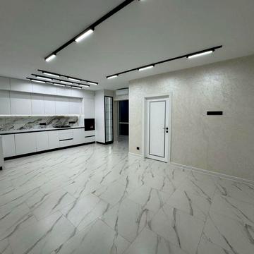 Продається 3-кімн новобудова з свіжим ремонтом. Здана