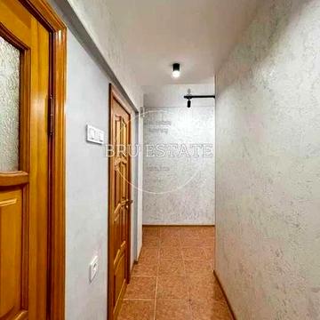 Продаж 2-к квартири 55 м2 вул Симиренка 2/19 швидкісний трамвай цегла