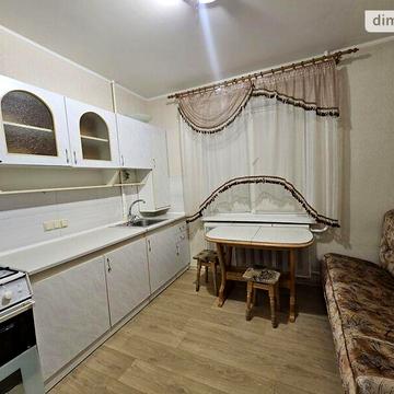 Довгострокова оренда 1к Квартира Зенітного полку (Некрасова) вулиця