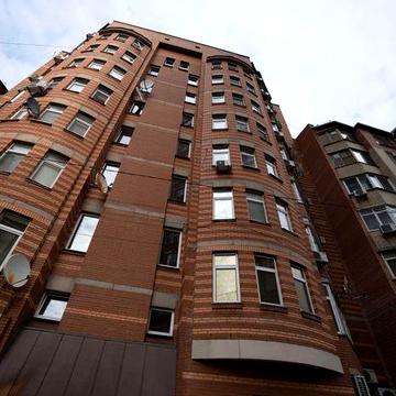 Здам 4кімнатну вул. Дмитрівська 13 Цирк Золотоустівська