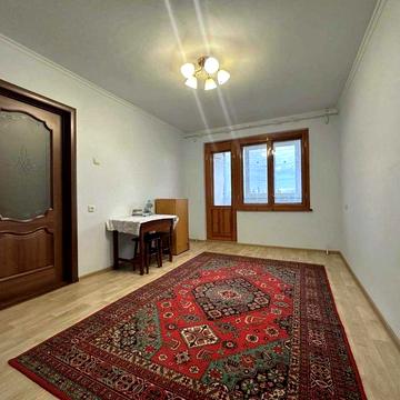 2-кімнатна кв. на Миколаївській. Гарний стан! Комфортне розташування!