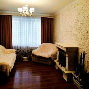 Набережна Перемоги 100. Продаеться затишна 3 кімнатна  квартира.