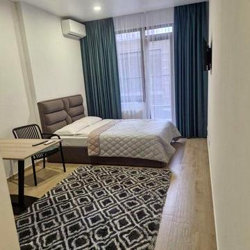 Сдам от месяца   Аркадия студия ЖК Родос 2 этаж