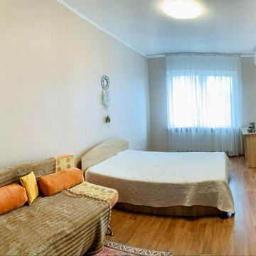 Аренда Ващенка, 7 10 пов 1 к квартири 45 м2