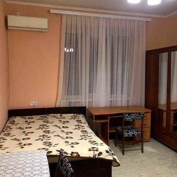 1 кімнатна квартира в Чернівцях в довгострокову оренду. Центр.