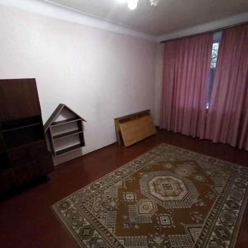 Добробатів вул. (Іларіонівська), 17