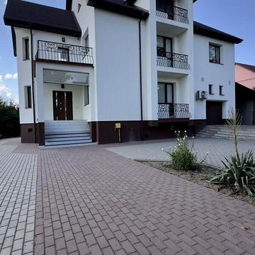 Продаж 5к Дім Весела вулиця