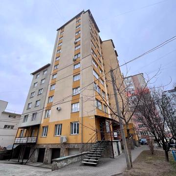 Євгена Коновальця вул., 110