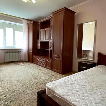 Оболонський просп., 40