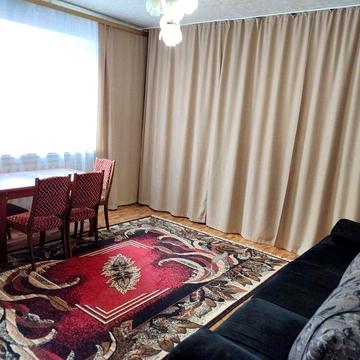 Здається будинок