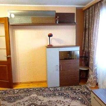 Продам 2к.квартиру на ХТЗ в хорошем состоянии.