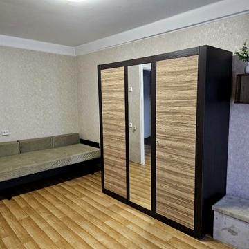 Оболонський просп., 31