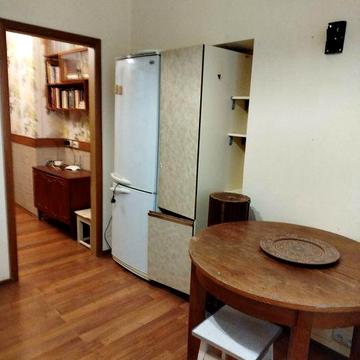 2 ком. квартира раздельнаяя ул. Шота Руставели 33а метро Палац Спорта