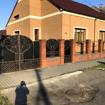 Будинок в ценральній частині міста