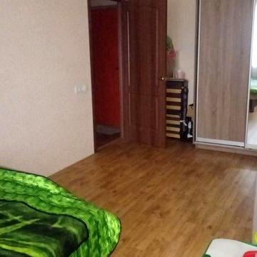 Квартира 1к, однокімнатна власник,з балконом спокійне передмісття