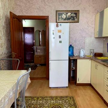 Сдапм на год и более 1 комнатную в Монолите