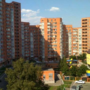 Осіння вул., 33