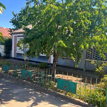 Продам добротний якісний будинок в Ракетному Урочищі