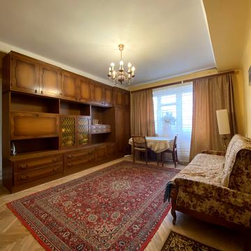 Ентузіастів вул., 5/1