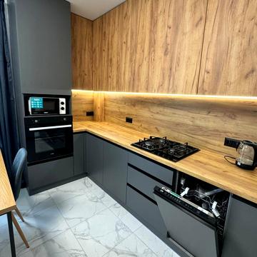 Приозерна вул., 42