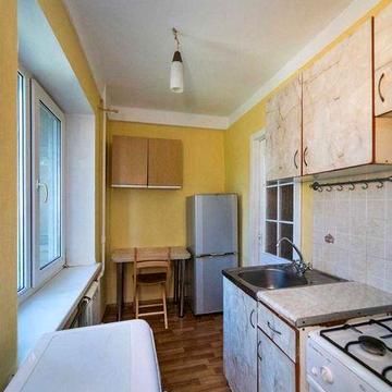 Довгострокова оренда двокімнатної квартири на Межовий провулок 3