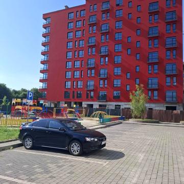 Національної Гвардії вул., 14