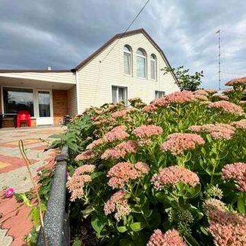 Дом с большой територией, с бизнесом, земля. 10 км от Жадова. Владелец