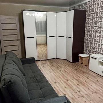 Миру просп., 6