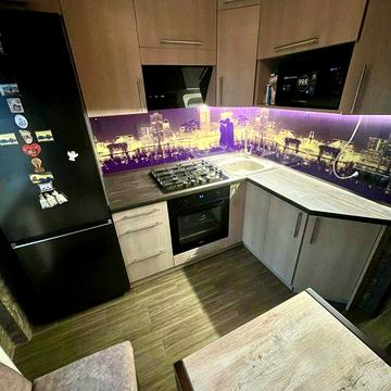 Продаж 2-кім квартири с сучасним ремонтом в центрі міста. єВідновлення