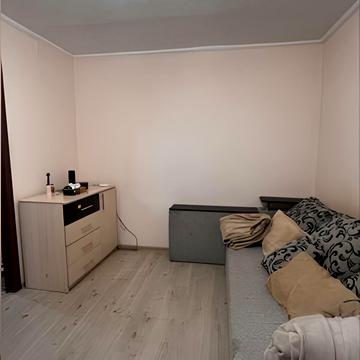 Маршала Рокосовського просп., 3