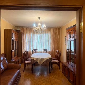 Олександри Екстер вул. (Марини Цвєтаєвої), 8