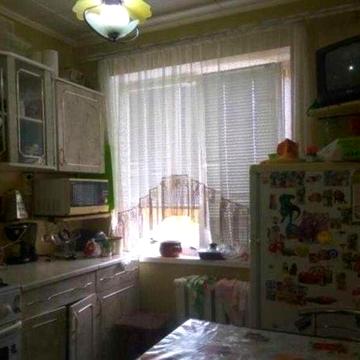 Метро Салтовская 2/5 продам 1ком