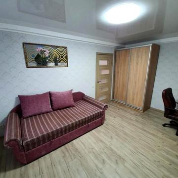 Воскресенський просп. (Перова), 10