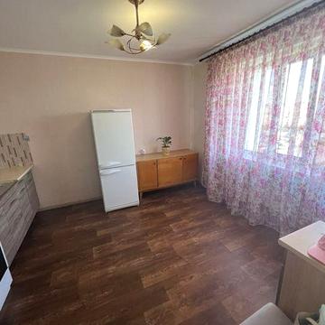 Здам 1 кім.кв.біля Епіцентру.Можна на короткий термін.