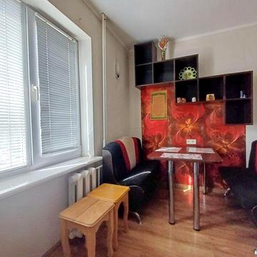 Квпртира, 3 кімнати, Водограйна, 5, поверх 3