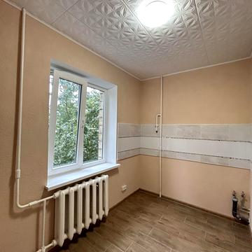 Новоукраїнська вул., 1/3