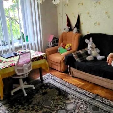 Гончарівський бульв. (Конєва), 9